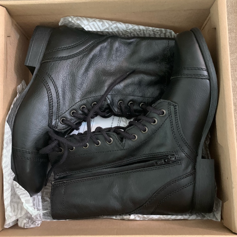 Steve Madden boots
